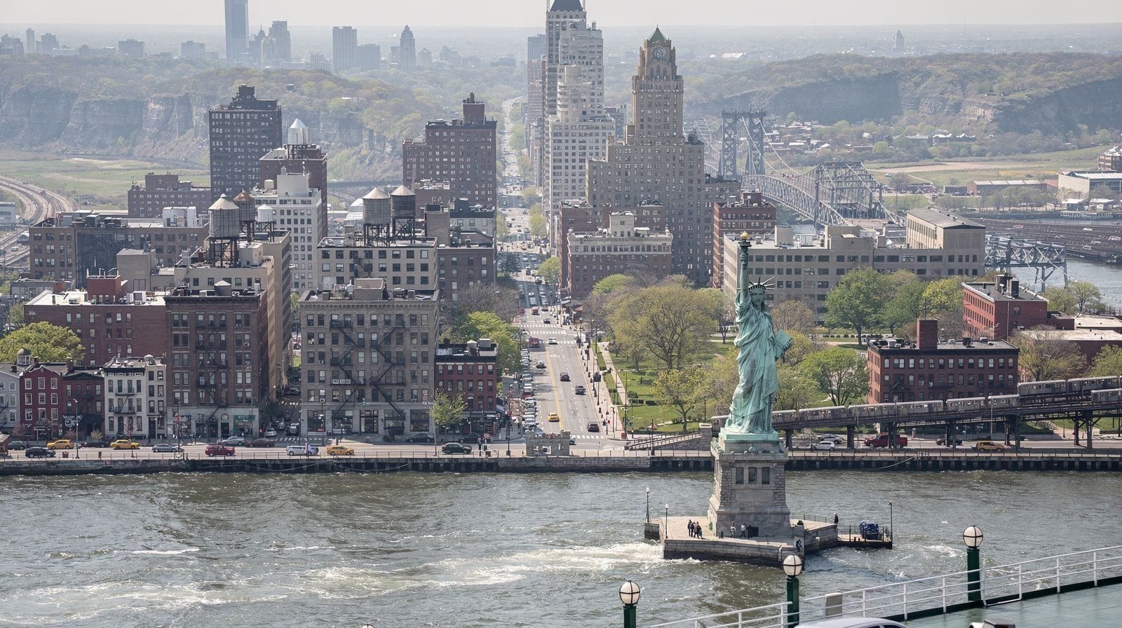 Statue of Liberty & Ellis Island Tours