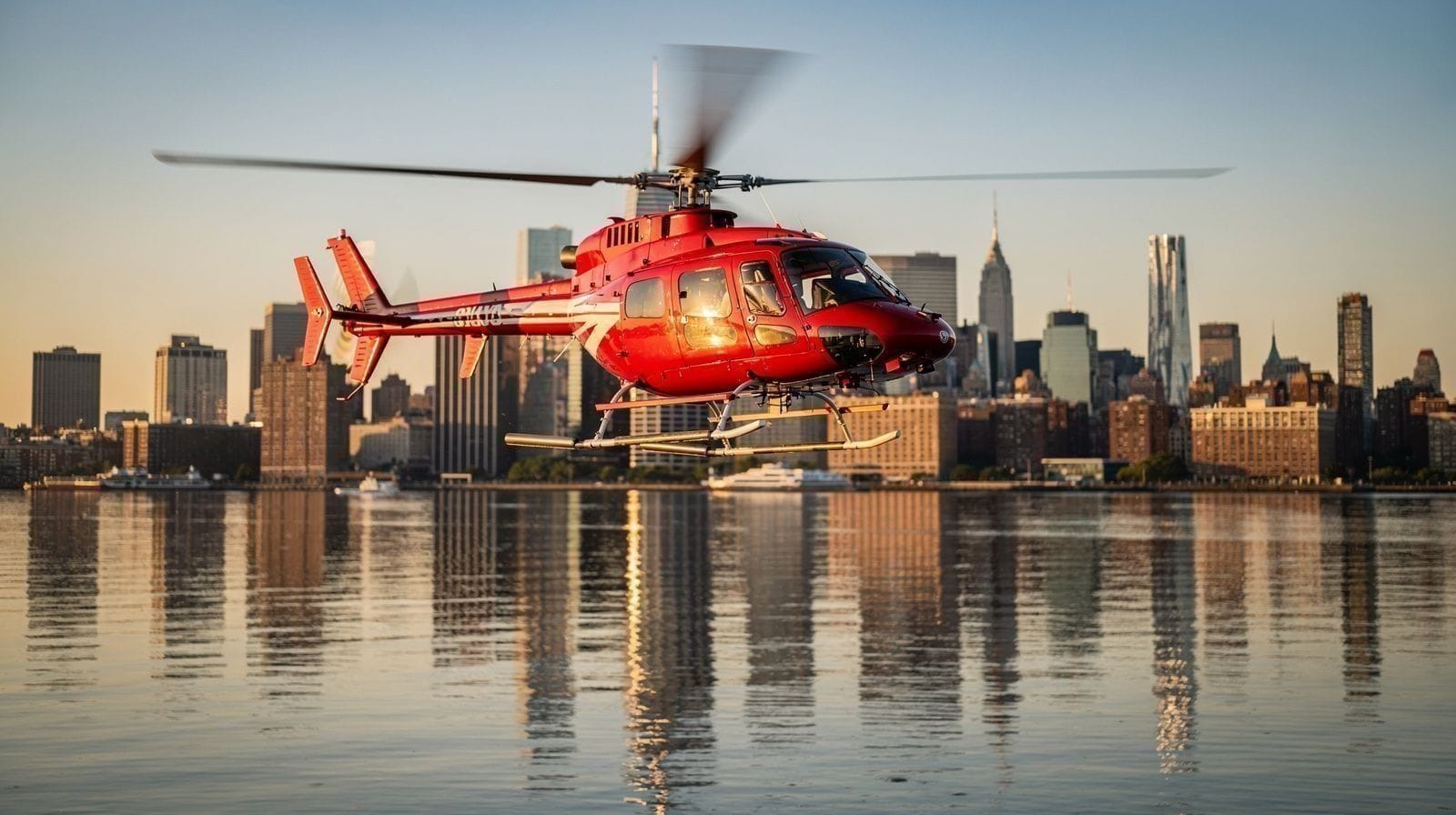 Helicopter Flight Price Comparison Over New York
