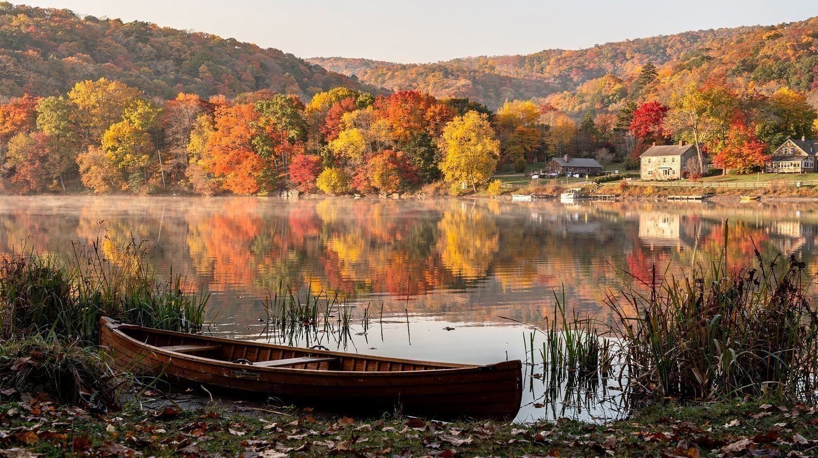Hudson Valley Fall Foliage Day Trip by Train (No Car Needed)
