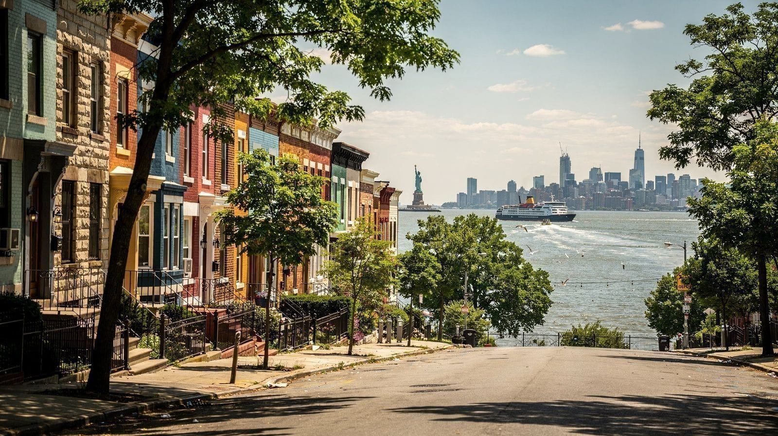 Staten Island Ferry and Neighborhood Tour